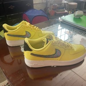 Nike Air Force 1 low ‘07 LV8 “yellow pulse”